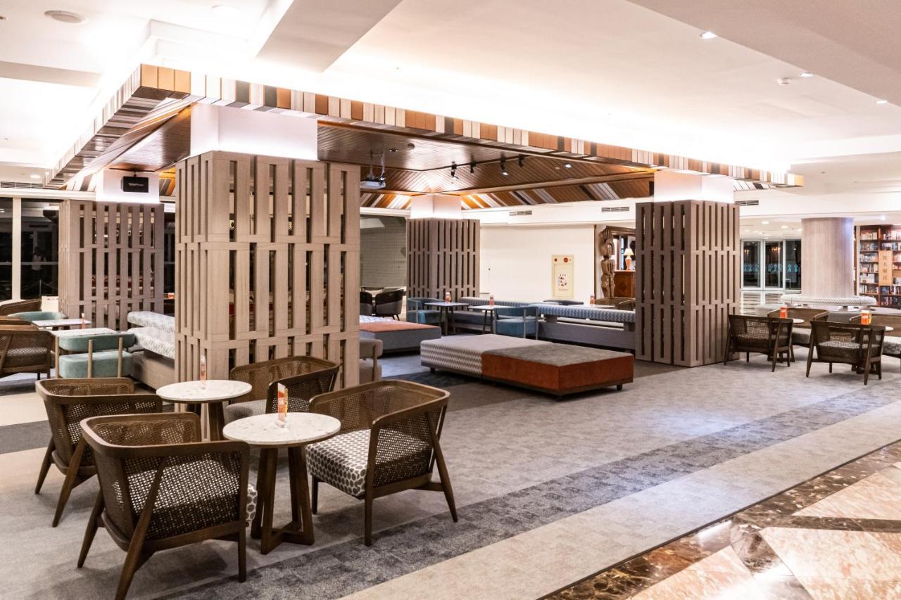 Hotel Royal Chihpin Wenquan Esterno foto The lounge at the airport